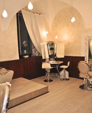 Team Laura Compagnia Della Bellezza Parrucchieri Bild 9