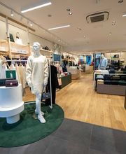 Lacoste Caen image 6