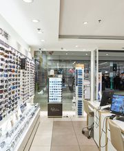 Alain Afflelou image 7