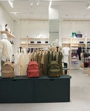 Lacoste Gran Plaza Madrid imagen 3