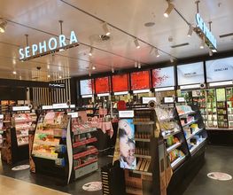 SEPHORA PFAEFFIKON Bild 2