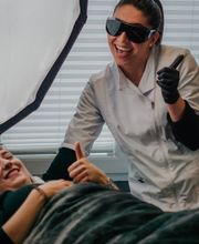 Dauerhafte Haarentfernung im Studio von Margarita M. Cosmetics in Remscheid