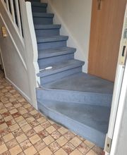 Treppe Vorher mit Teppich