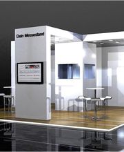 Messebau individuell mit Laminatboden Eiche. Klassisches Messedesign mit Meetingtischen, Vitrinen und Bildschrimen. Copyright: Dein Messestand