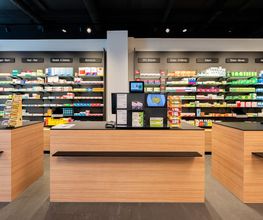 Rotpunkt Apotheke und Drogerie Ruopigen Bild 1