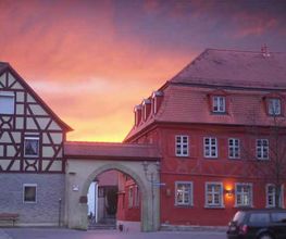 Rotes Ross Marktbergel - Britta und Thomas Bogner Bild 6