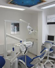 Zahnarzt Dr. med. dent. Mark Ahrens Bild 4