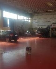 CLAR AUTO autofficina Castrol Service immagine 10