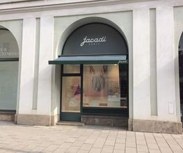JACADI MÜNCHEN BRIENNER Bild 1
