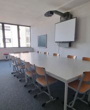 Berlin-Steglitz Raum 5/6 mit Smartboard
