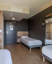 B&B HOTEL Saintes image 5