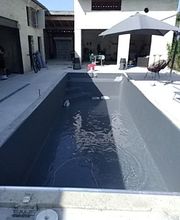 Pool & Garden image 3