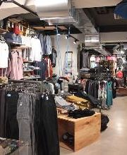 Blue Tomato Shop Trier Bild 5