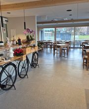 Ristorante pizzeria Tennis Losone Bild 1