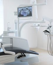 Dr. med. dent. Bühler Nico Bild 3