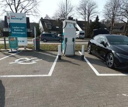 Shell Recharge Charging Station Bild 2