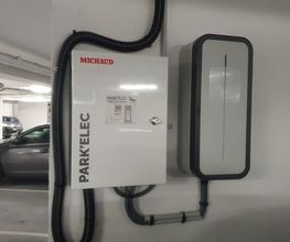 ALL CHARGE image 3