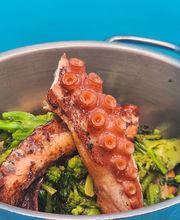 Agape Lounge Bistrot - Ristorante Bellinzona Bild 10