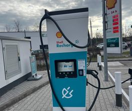 Shell Recharge Charging Station Bild 2