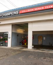 Crash Champions Collision Repair Kent image 10