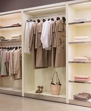 Outlet Tod's & Hogan & Fay immagine 6