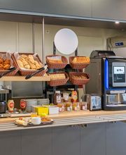 B&B HOTEL Lyon Centre Monplaisir image 10