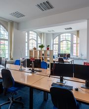 Schulungsraum mit Rechnerarbeitsplätzen