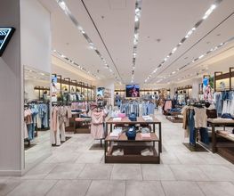 GUESS imagen 5