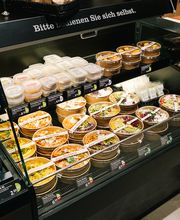 Junge Die Bäckerei. Bild 7