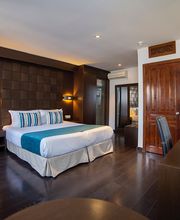 Occidental Pueblo Acantilado imagen 8