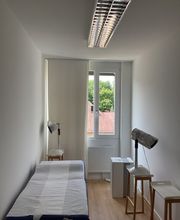 Arzt Praxis Rückenschmerzen u. Gelenkschmerzen München Pasing Bild 9