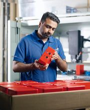 Phoenix Mecano Solutions AG Bild 1