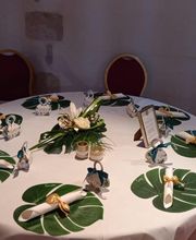 Fleurs Du Chateau image 8