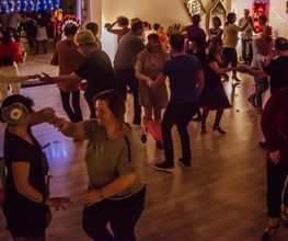 Voulez-Vous-Danser image 9