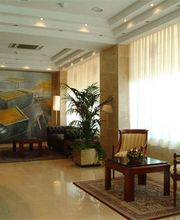 hotel-gran-legazpi-lobby-03.jpg