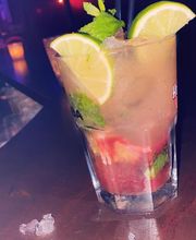 Le Nel's Pub image 9