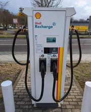 Shell Recharge Charging Station Bild 1