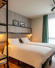 ibis Bordeaux Nord Carbon Blanc image 5