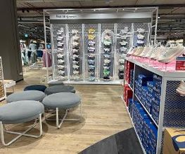 INTERSPORT Voswinkel Limbecker Platz Bild 18