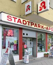 Aussenansicht der Stadtpark-Apotheke