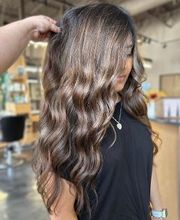 Fantastic Sams Cut & Color image 3