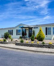 Foxfield Manufactured Home Community image 8