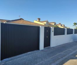 Cerramiento_vivienda_Badajoz_INOXA_Extremadura.jpg