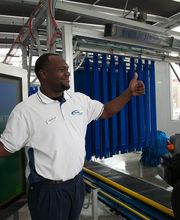 BlueWave Express Car Wash image 1