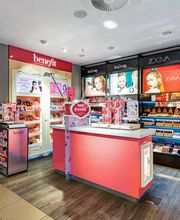 Douglas Schwerin Schlosspark Center Bild 4