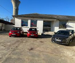 Rent A Car image 5