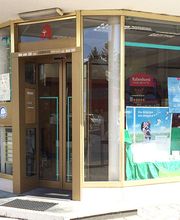 Aussenansicht der Burg-Apotheke