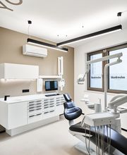 Behandlungszimmer Zahnarztpraxis blankweiss - Zahnarzt Frechen