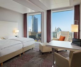 Premium Room - Augustusplatz View