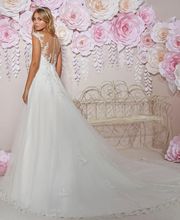 La Dentellière image 3